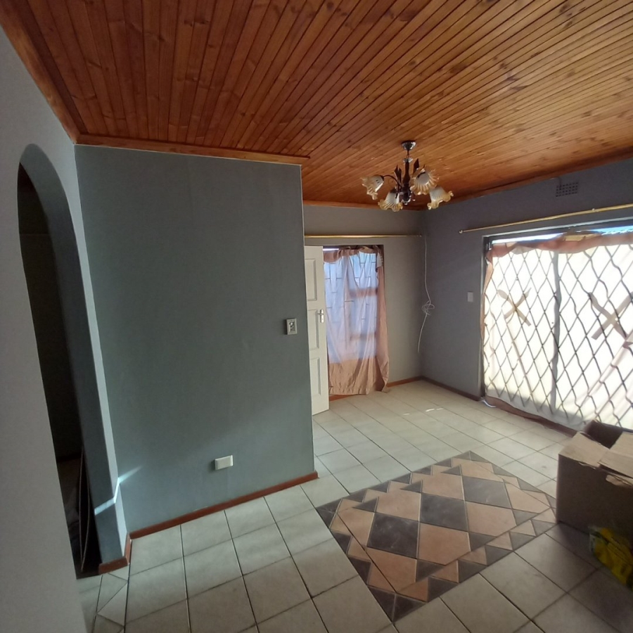 To Let 3 Bedroom Property for Rent in Elsies River Western Cape